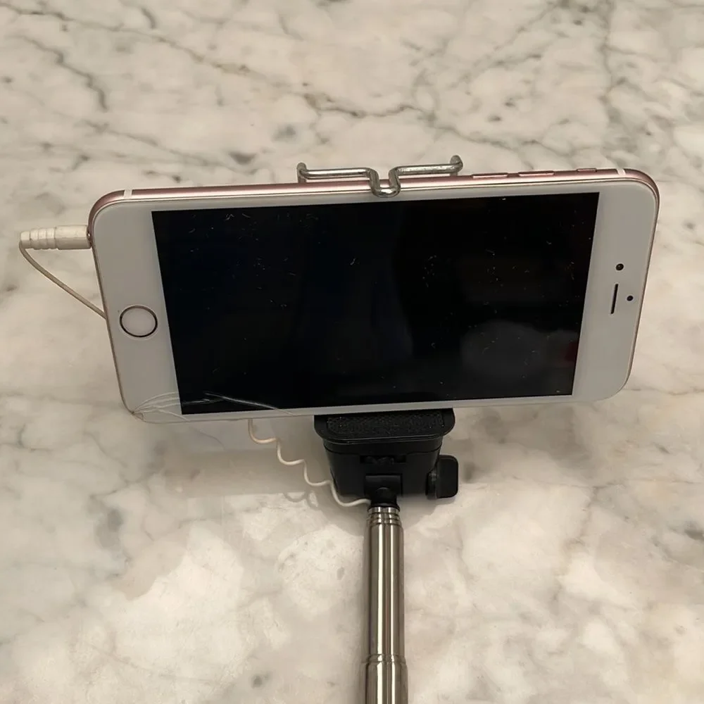 Universal mobile phone bracket extend 12”-39” inches